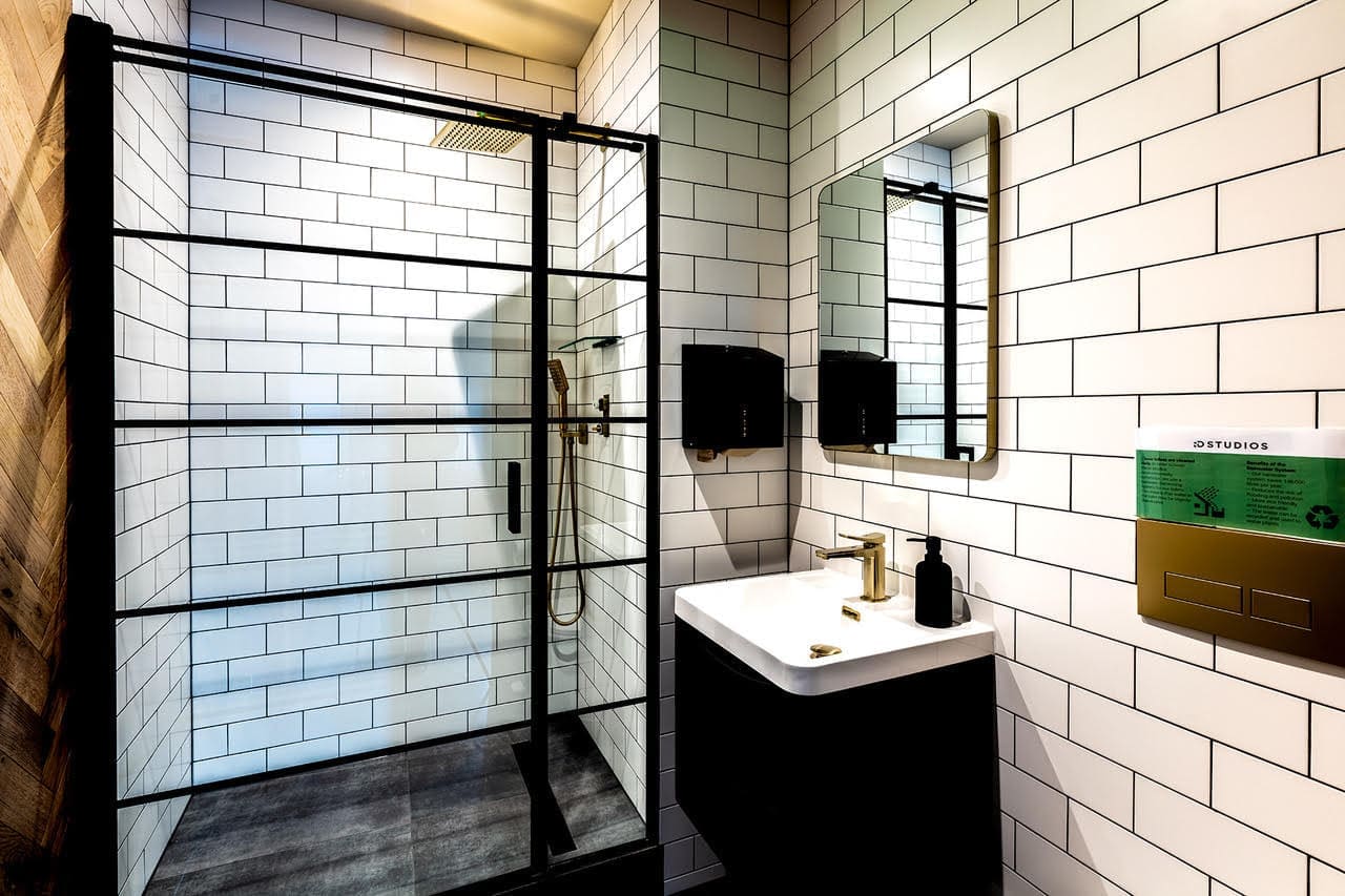 Kingston college bathroom fit out